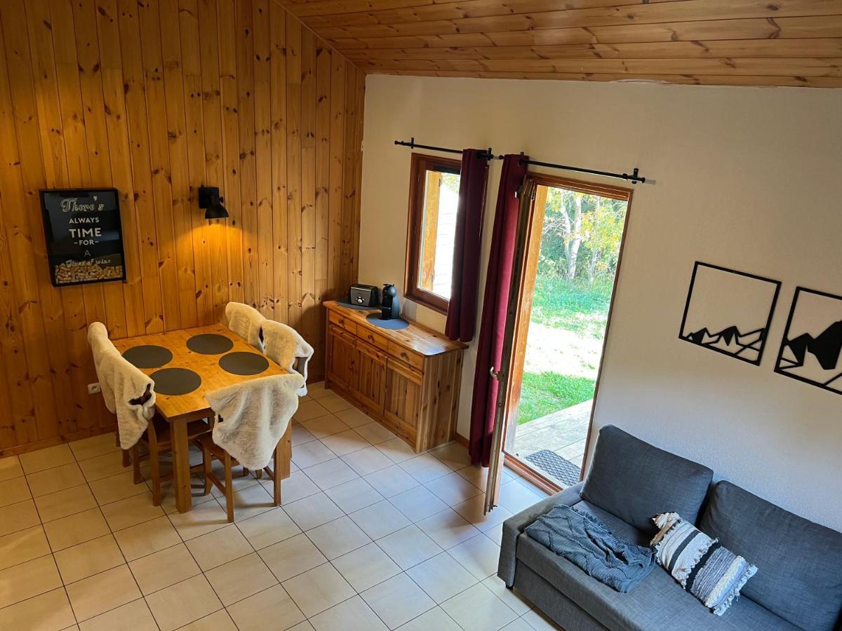Chalet By Sophie Superdevoluy Avec Piscine Екстер'єр фото