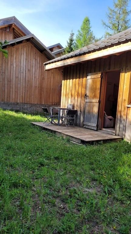 Chalet By Sophie Superdevoluy Avec Piscine Екстер'єр фото